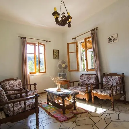 Appartement Eritha & *